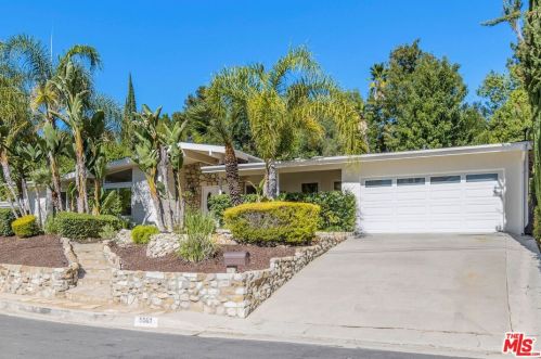 5561 El Canon Ave, Woodland Hills, CA 91367-4073