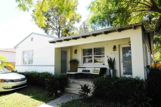 636 83rd St, Miami FL  33141-1313 exterior