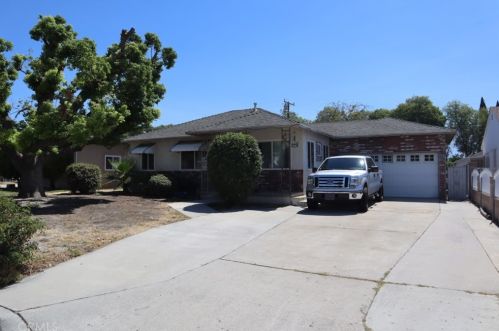 1441 Pepper Tree Ln, San Bernardino, CA 92404-5429