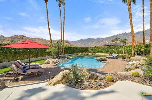 3778 Escoba Dr, Palm Springs CA  92264-3547 exterior