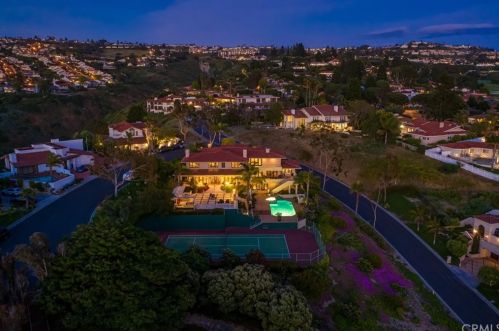 2725 Via Victoria, Palos Verdes Estates, CA 90274-4475