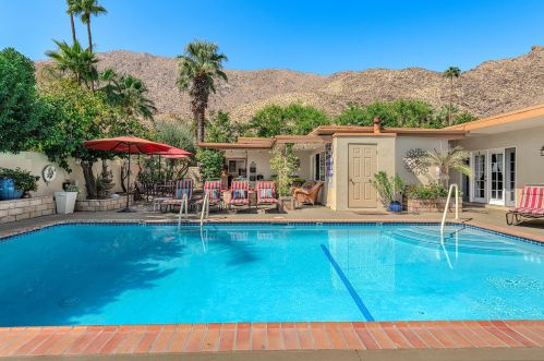 220 Patencio Rd, Palm Springs, CA 92262-6337