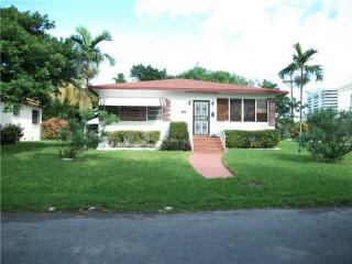 261 43rd St, Miami FL  33127-2642 exterior