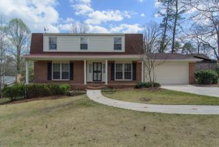 2401 Scepter Ln, Birmingham, AL 35226-2901