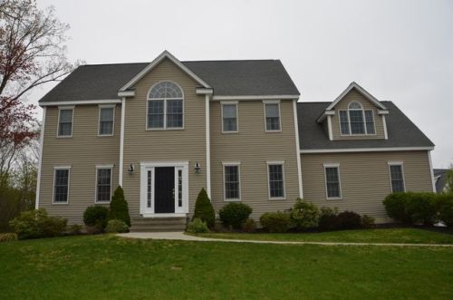 128 Plantation Cir, Norwood, MA 02062-5330