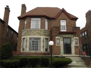 18461 San Juan Dr, Detroit, MI 48221-2171