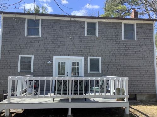 20 Willard St, Wareham, MA 02571-1241