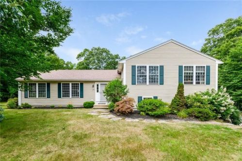 170 Bud Way, Tiverton, RI 02878-3902