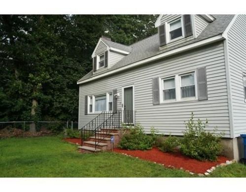 38 Arakelian Dr, Billerica, MA 01821-2944