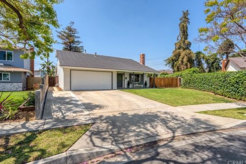 453 Hatfield Ave, San Dimas, CA 91773-2210