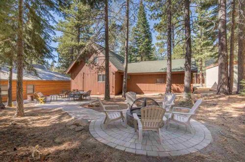 11742 Oslo Dr, Truckee, CA 96161-6312