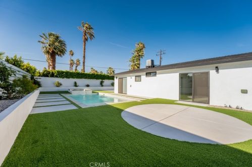 2188 Rogers Rd, Palm Springs, CA 92262-2467