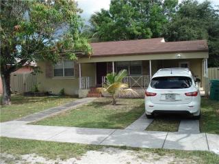 26 117th St, Miami FL  33161-6640 exterior