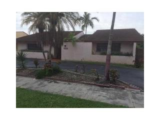 9225 9th Ter, Miami, FL 33174-3165