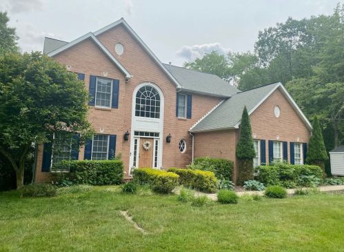 174 Pioneer Rd, Franklin, PA 16323-3848