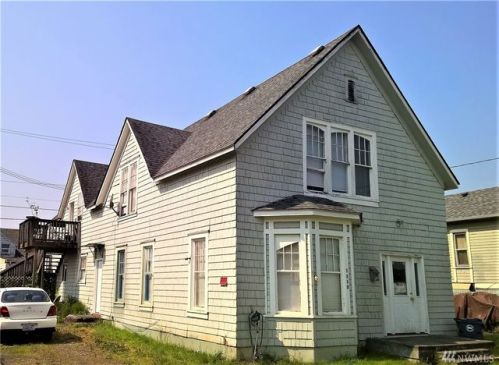 1310 C St, Hoquiam, WA 98550-2617