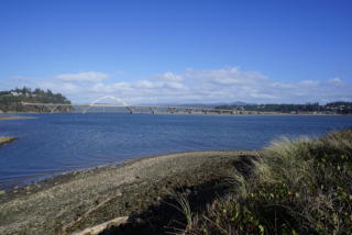 1902 Marineview Dr, Waldport, OR 97394-9519