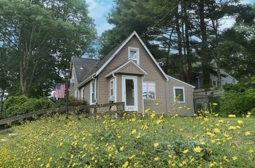 504 Pine St, Whitman, MA 02382-1029