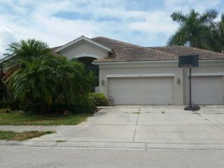 1369 Fraser Pine Blvd, Sarasota, FL 34240-1419