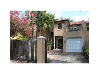 3123 Gifford Ln, Miami, FL 33133-4446