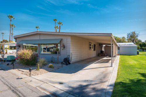 39 Calle Abajo, Palm Springs CA  92264-6330 exterior