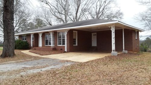 151 Isom Dr, Alexandria, AL 36250-6383