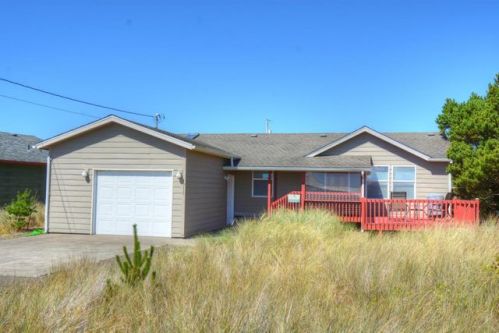 1710 Dolphin Ln, Waldport, OR 97394-9590