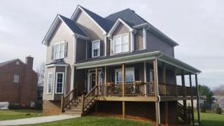 315 Meadows Dr, Forest, VA 24551-1142