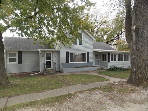 104 Grove St, Shellsburg, IA