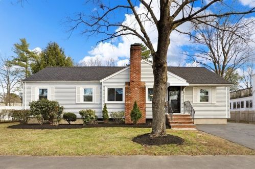 101 Pellana Rd, Norwood, MA 02062-4763