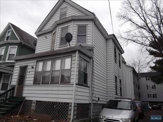 49 Smith St, Irvington, NJ 07111-2415