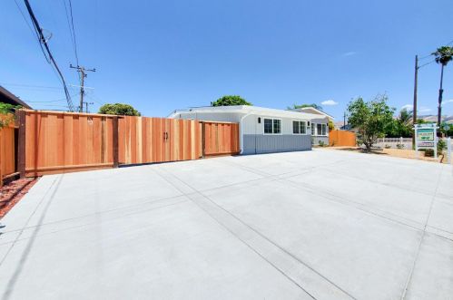 2797 Cornwall Dr, San Jose CA  95127-4506 exterior