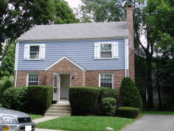 40 Hatfield Rd, Newton, MA 02465-1229