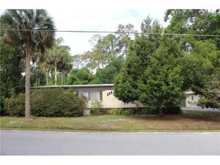 55441 6th St, Astor, FL 32102-2861