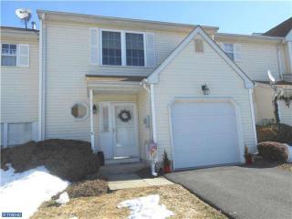 6 Revere Ct, Trenton, NJ 08628-3608