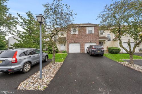 11 Revere Ct, Trenton, NJ 08628-3609